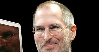 Steve Jobs là ai mà vào đề thi Ngữ văn THPT 2026 gây sốt