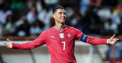 Ronaldo kém duyên, Bồ Đào Nha thắng nhọc trước World Cup