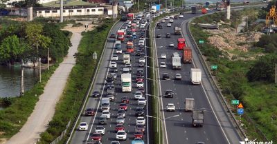 Hà Nội tính hạn chế phương tiện cá nhân, thu phí vào một số khu vực