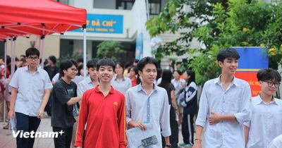 Thi nghiệp THPT 2026: 27 thí sinh bị đình chỉ trong ngày thi đầu tiên