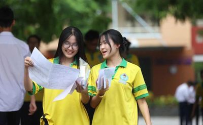 Kết thúc ngày thi đầu tiên: Đề Văn được khen hay, đề Toán tăng độ phân hóa