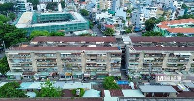 Bên trong chung cư nổi tiếng ở Tp.HCM xuống cấp nghiêm trọng, chờ ngày tháo dỡ