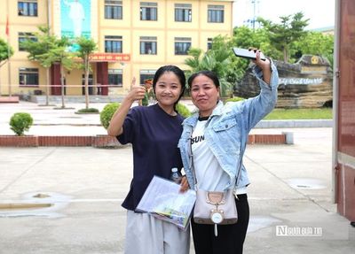 Thí sinh Nghệ An đánh giá đề Ngữ văn hay và mang tính thực tiễn cao