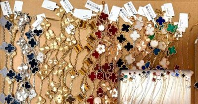 Hai doanh nghiệp vàng, trang sức sản xuất, tiêu thụ sản phẩm giả mạo nhãn hiệu Chanel, Louis Vuitton