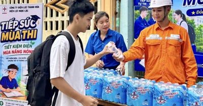 Thanh Hóa: Tiếp sức mùa thi từ những người thợ điện
