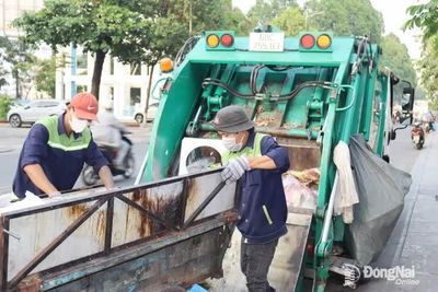 Phải hoàn thành xử lý nợ tiền thu gom, xử lý rác tại 95 phường, xã trước ngày 20-6