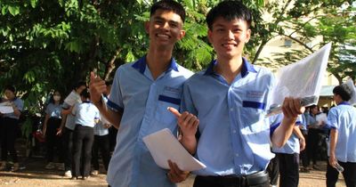 120 thí sinh vắng mặt trong buổi thi môn Toán