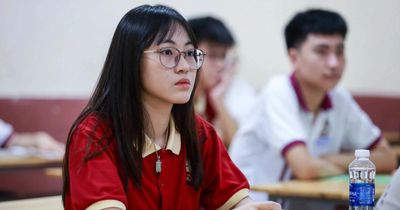 Thi tốt nghiệp THPT 2026: Xem gợi ý giải đề thi môn Toán tại đây