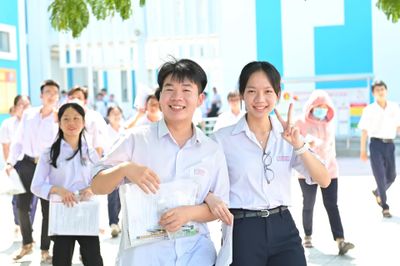 Ngày đầu tiên Kỳ thi tốt nghiệp THPT năm 2026: Đề thi có tính phân hóa