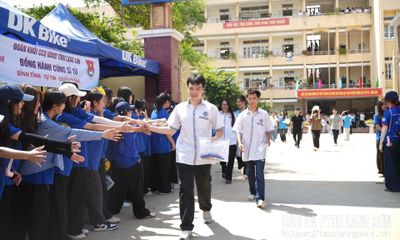 Ngày thi đầu tiên Kỳ thi tốt nghiệp THPT năm 2026: An toàn, nghiêm túc, đề thi vừa sức