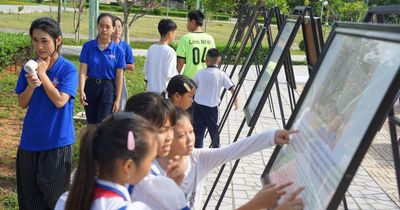 Triển lãm ảnh 'Biển đảo quê hương - Bảo tồn, gìn giữ và phát huy giá trị di sản' tại đặc khu Phú Quý