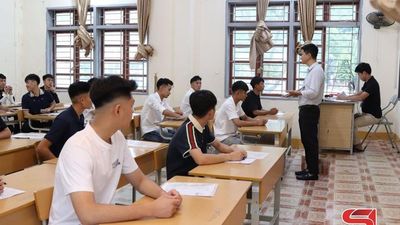 Điểm thi Trường PTDT Nội trú tỉnh có 469 thí sinh dự thi môn Ngữ Văn