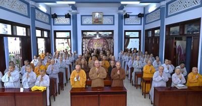 TP.HCM: Tăng Ni phường Vũng Tàu thảo luận về việc 'Làm thế nào để Tăng đoàn vững mạnh?'