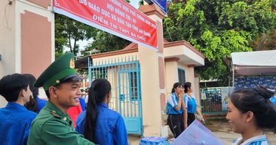 Các đơn vị Biên phòng tỉnh An Giang chung tay tiếp sức mùa thi