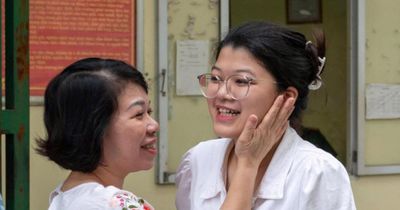 Những hình ảnh đáng nhớ trong ngày thi đầu tốt nghiệp THPT 2026