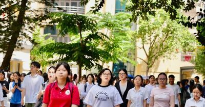 Cách người trẻ sử dụng AI vào đề thi tốt nghiệp THPT 2026