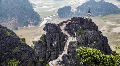 Mùa hè đến Ninh Bình đi đâu? 9 điểm đến đẹp mê từ non nước Tràng An đến biển xanh yên bình