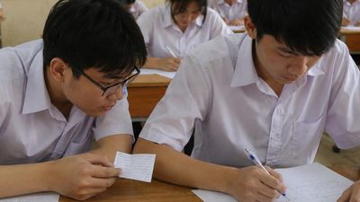 Môn thi Ngữ văn: Toàn quốc có 12 thí sinh bị đình chỉ thi