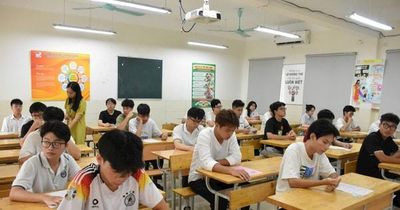 Sáng nay, thí sinh thi môn đầu tiên của kỳ thi tốt nghiệp THPT năm 2026