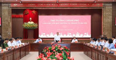 Thủ tướng Chính phủ làm việc với Ban Thường vụ Thành ủy Hà Nội