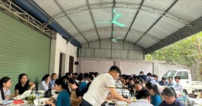 Xã Trung Giã: Hơn 600 suất 'cơm 0 đồng' phục vụ phụ huynh và sĩ tử