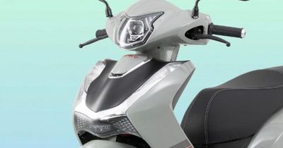 Lái xe máy điện giá 27 triệu đồng đẹp như SH pin LFP sạc siêu nhanh, đi tới 120 km/lần sạc, rẻ hơn Vision