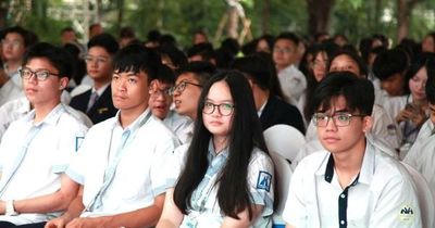 Khoảng trống dinh dưỡng ở tuổi vị thành niên khi cha mẹ bỏ quên giai đoạn vàng cuối cùng