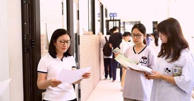 Dự đoán phổ điểm Ngữ văn tốt nghiệp THPT 2026: Điểm 8 liệu có dễ dàng?