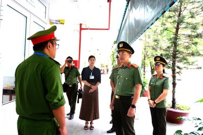 Lãnh đạo Công an thành phố Đà Nẵng kiểm tra công tác đảm bảo an ninh trật tự tại các điểm thi