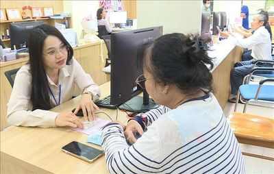 Hóa giải 'nút thắt' nhân lực trong bộ máy chính quyền cấp xã