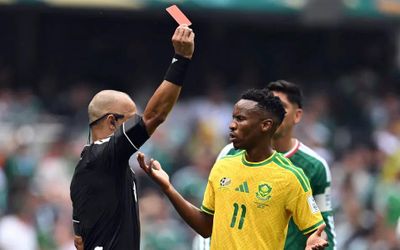 Check VAR World Cup 2026: Trọng tài có chính xác khi rút 3 thẻ đỏ ở trận mở màn?