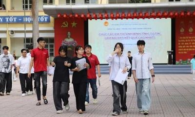 27 thí sinh bị đình chỉ thi do vi phạm quy chế sau ngày thi đầu tiên