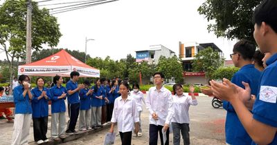Thí sinh bước vào ngày thi thứ hai với các môn tự chọn