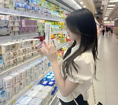 Người có giáo dục tốt thường không làm 3 điều này ở nơi đông người