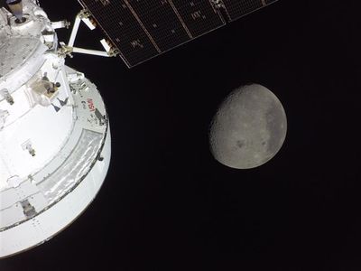 NASA giao Jeff Bezos mở đường cho căn cứ Mặt Trăng tương lai