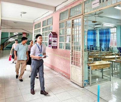 Cách xử lý nếu thí sinh đi trễ, bị bệnh, ký nhầm giấy thi... tại kỳ thi lớp 10 ở TP.HCM