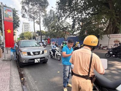 Tra cứu 376 ô tô bị phạt lỗi dừng đỗ ở TPHCM trong tháng 5
