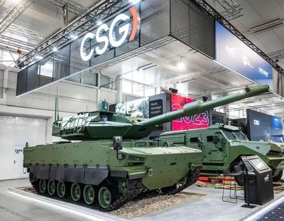 Cuộc đối đầu quyết liệt giữa xe tăng CFL-120 Karpat và CV90120