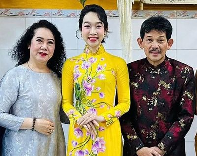 NSƯT nhạc sĩ Võ Thanh Liêm, Minh Ngọc, Ánh Ngọc - 21 năm thắp sáng mùa Phật đản bằng tiếng hát