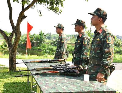 Quân đoàn 12 khai mạc Hội thao xạ thủ bắn tỉa