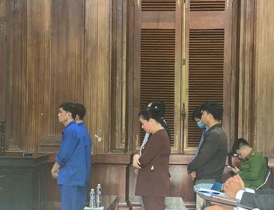 Nhiều con nghiện được giải cứu bằng 'lá bài' xác nhận cư trú