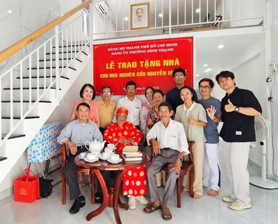 Thành phố Hồ Chí Minh trao tặng nhà cho nhà nghiên cứu Nguyễn Đình Tư