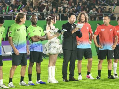 Dàn huyền thoại La Liga hội ngộ tại TP.HCM