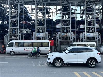 Hà Nội gỡ nút thắt giao thông tĩnh