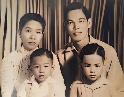 Cuốn sổ tay của anh hùng, liệt sĩ Lê Thị Riêng