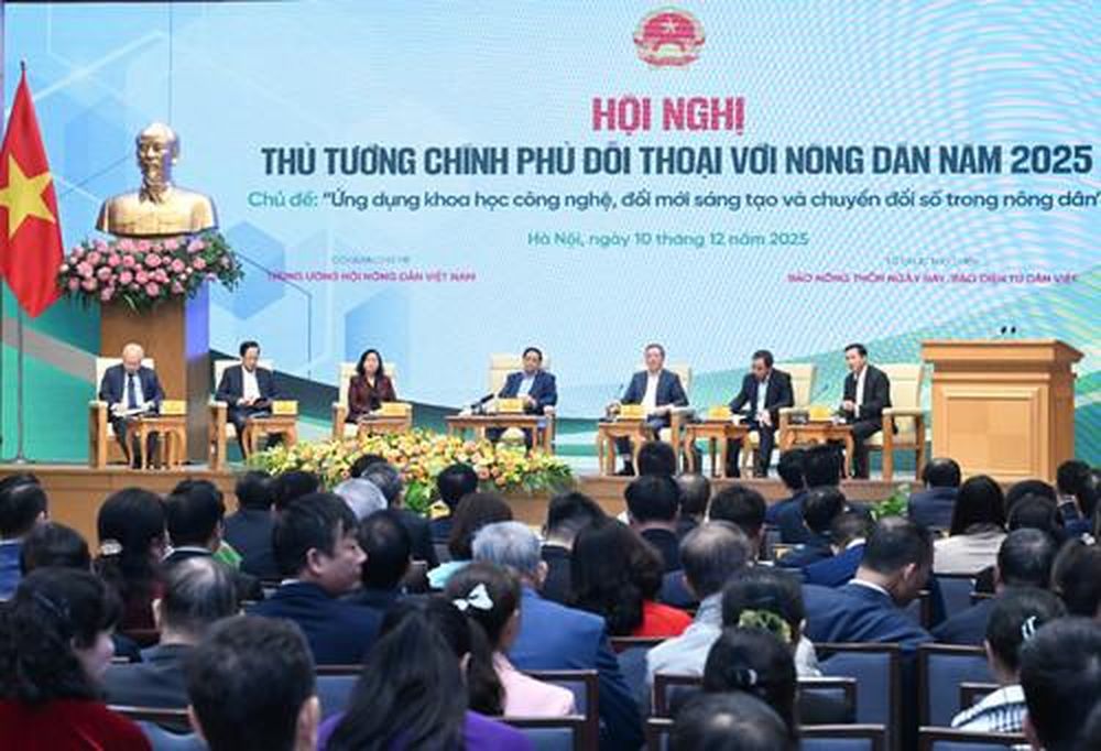 Tin nổi bật ngày 10/12: Thủ tướng Phạm Minh Chính đối thoại với nông dân năm 2025; Quốc hội thông qua nhiều luật, nghị quyết quan trọng; Việt Nam giành tấm Huy chương Vàng đầu tiên tại SEA Games 33