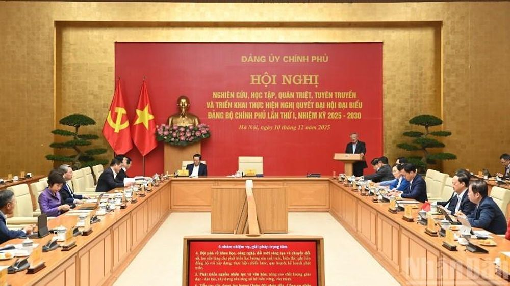 Tin nổi bật ngày 10/12: Thủ tướng Phạm Minh Chính đối thoại với nông dân năm 2025; Quốc hội thông qua nhiều luật, nghị quyết quan trọng; Việt Nam giành tấm Huy chương Vàng đầu tiên tại SEA Games 33