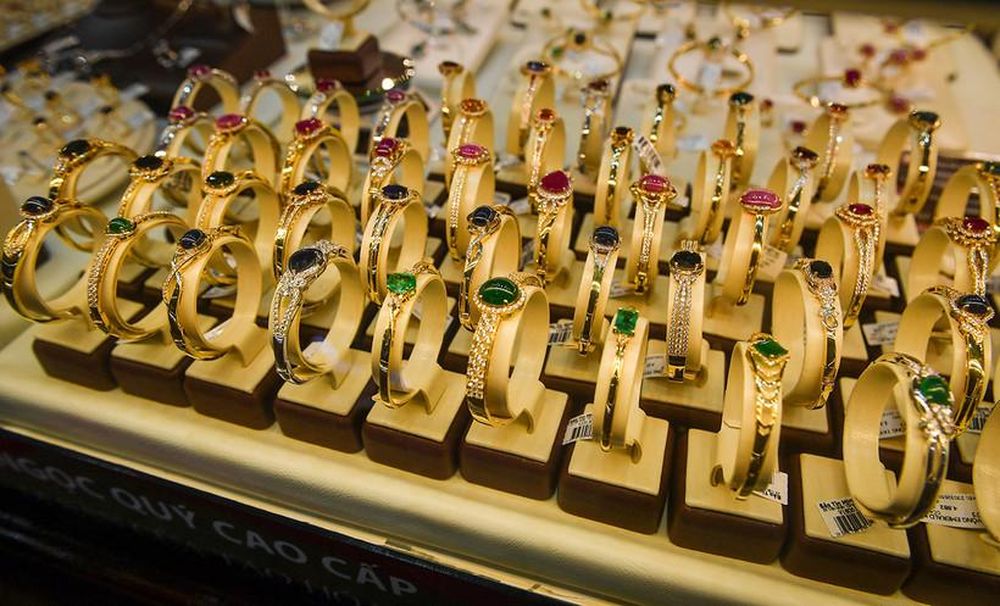 Giá vàng ngày 19/12: Vàng miếng SJC vẫn cao hơn thế giới 19 triệu đồng/lượng