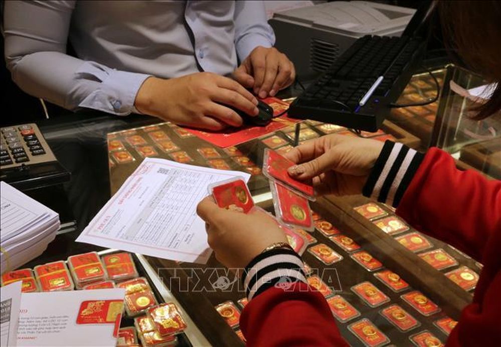 Khuyến nghị nhà đầu tư cẩn trọng trước biến động của giá vàng