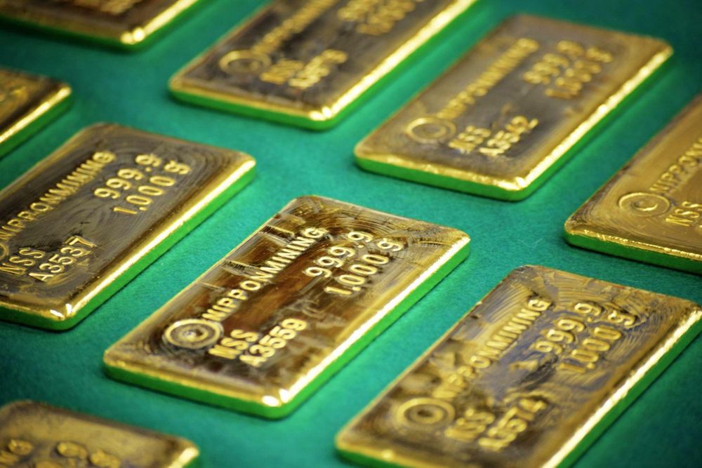 Giá vàng châu Á phục hồi sau đợt bán tháo mạnh